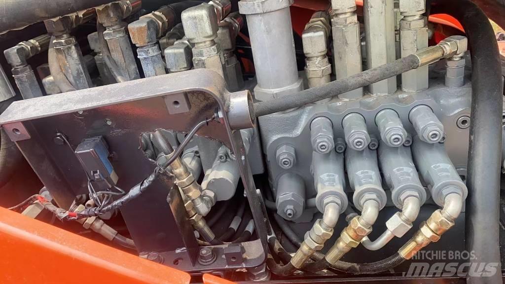 Kubota KX185 Vidutinės galios ekskavatoriai 7-12 t