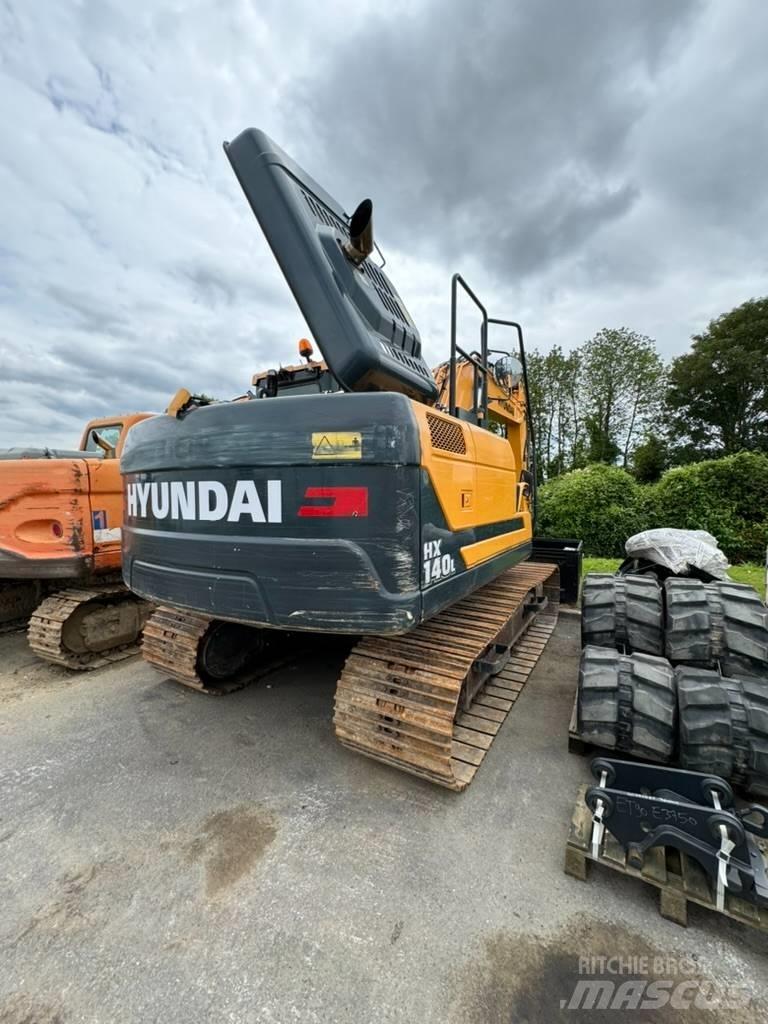 Hyundai HX 140L Vikšriniai ekskavatoriai