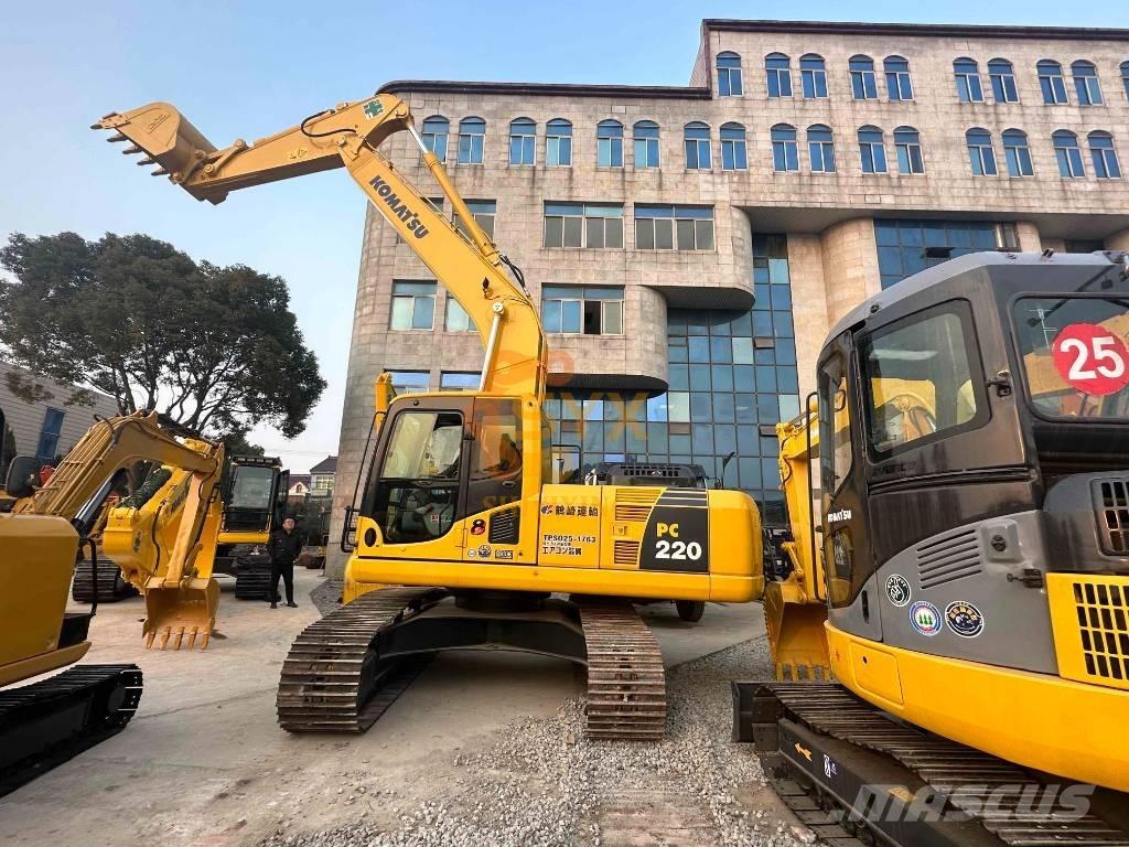 Komatsu PC 220-8 Vikšriniai ekskavatoriai