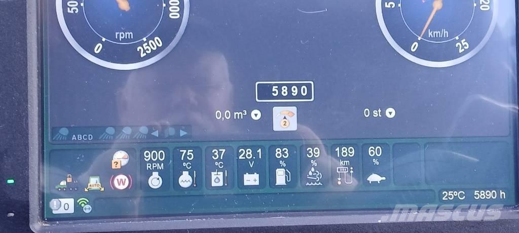 John Deere 1110 G Naudoti miškovežiai (Forvarderiai)