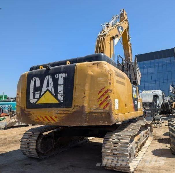 CAT 330 Vikšriniai ekskavatoriai