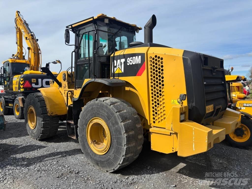 CAT 950M Naudoti ratiniai krautuvai