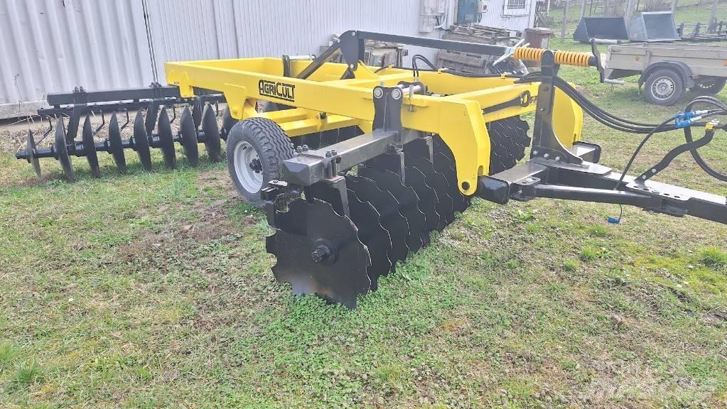  AgriCult TGD 32 Kita kultivavimo technika ir priedai