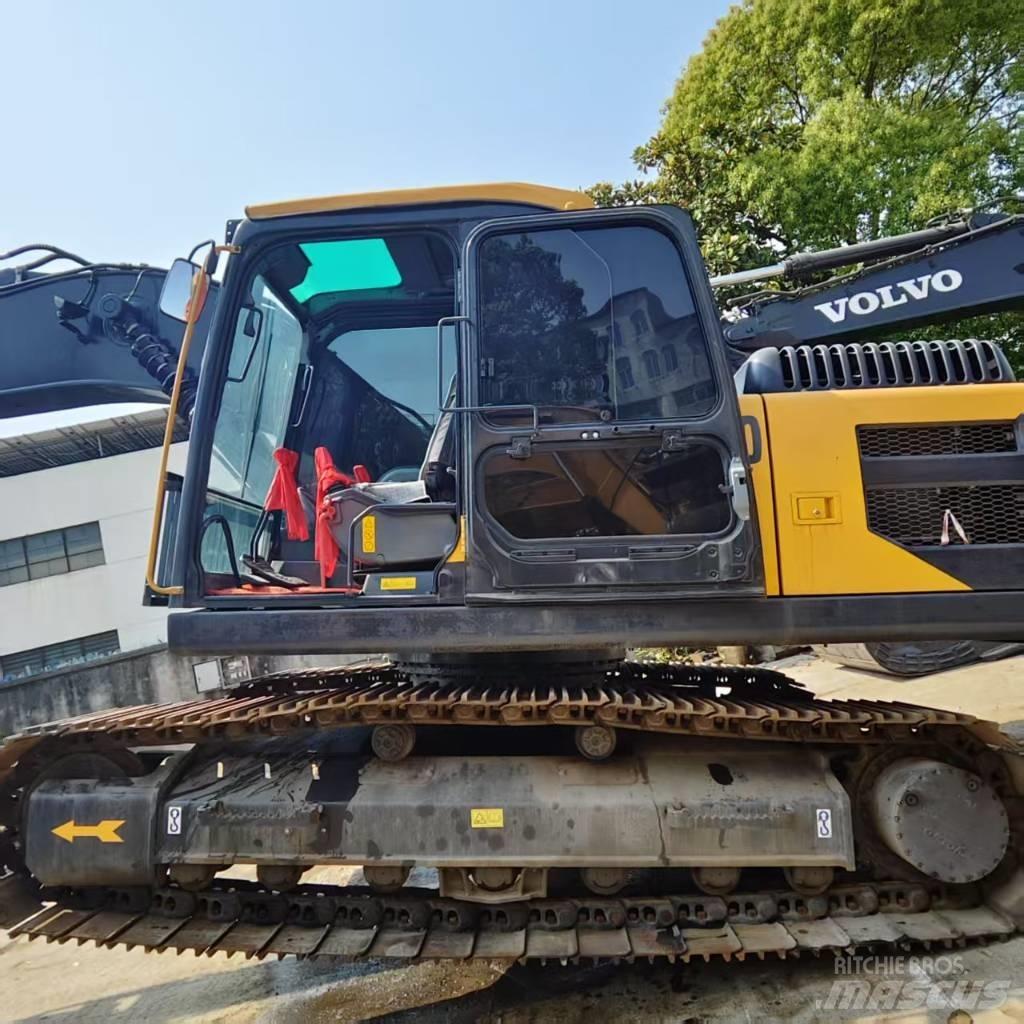 Volvo EC 220 Vikšriniai ekskavatoriai