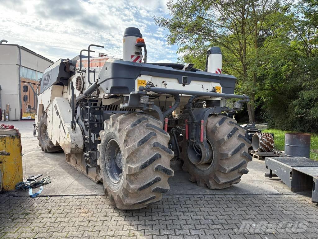 Wirtgen WR 240i Asfalto perdirbimo technika