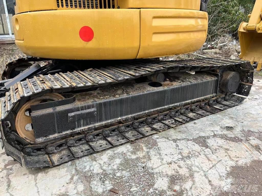 CAT 303c Mini ekskavatoriai < 7 t