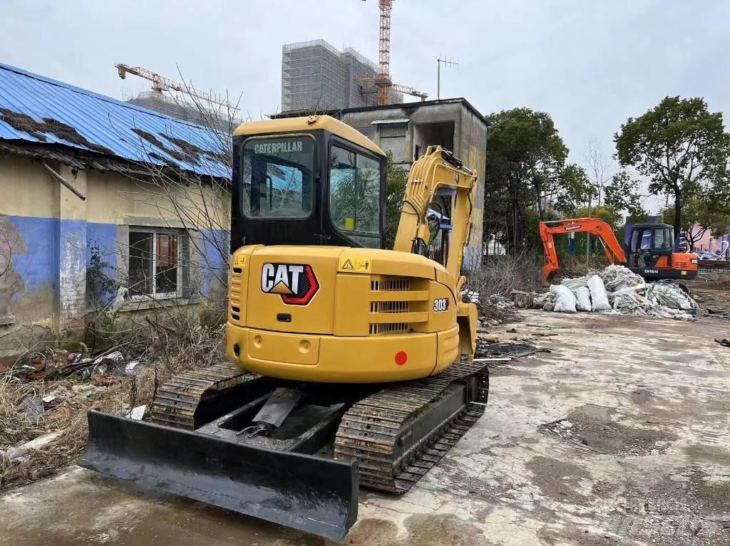 CAT 303c Mini ekskavatoriai < 7 t