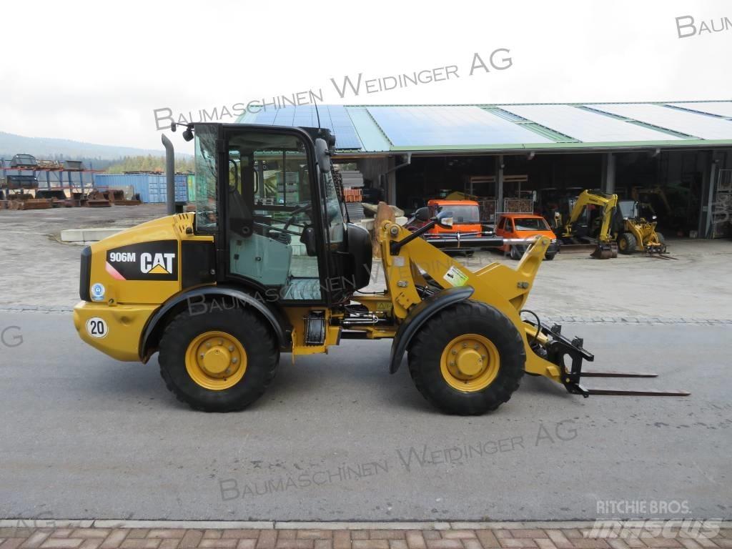 CAT 906M Naudoti ratiniai krautuvai