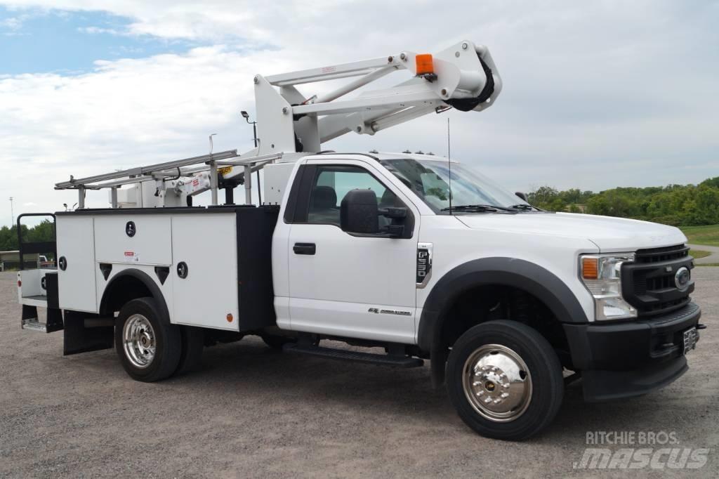 Ford F 550 XL SD Ant vilkikų montuojamos kėlimo platformos