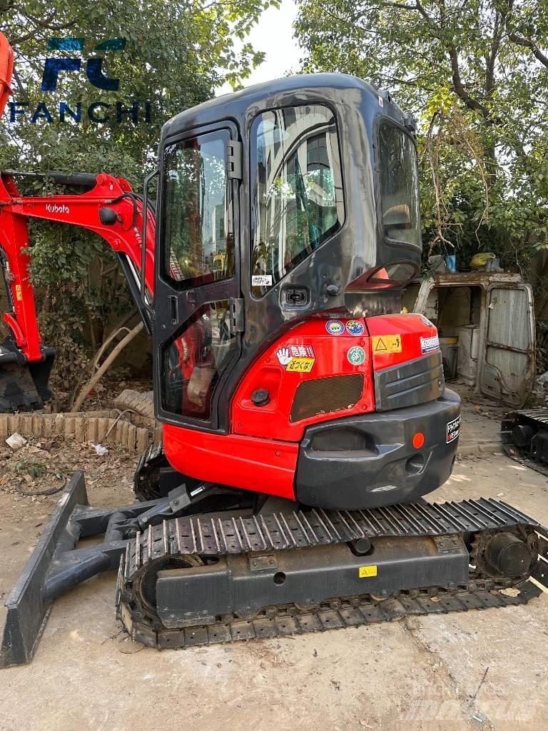 Kubota U 35 Vikšriniai ekskavatoriai
