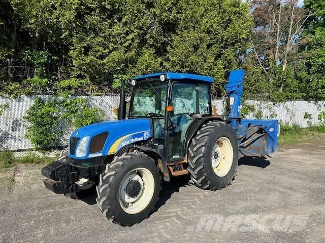 New Holland T 4040 Traktoriai