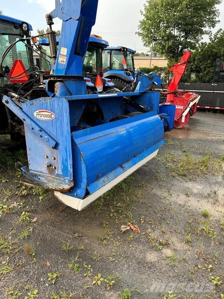 New Holland T 4040 Traktoriai
