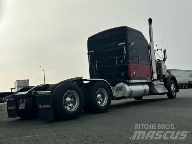 Kenworth W 900 B Naudoti vilkikai