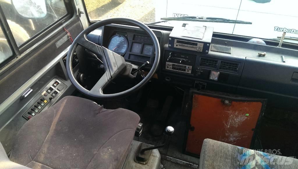 Hino RB145 Mokykliniai autobusai