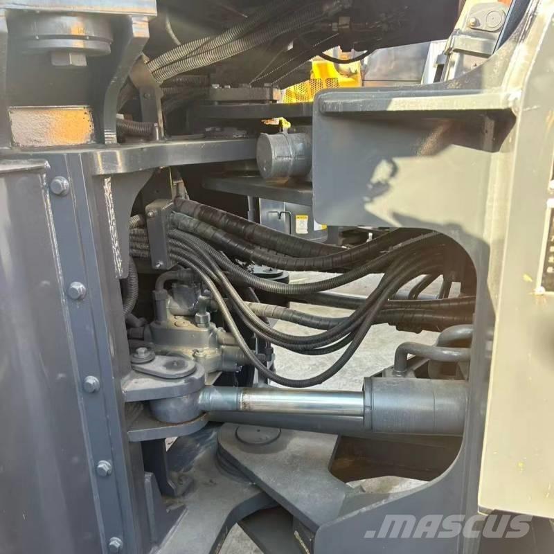 LiuGong CLG870H Naudoti ratiniai krautuvai