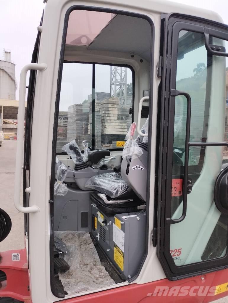 Takeuchi TB 225 Mini ekskavatoriai < 7 t