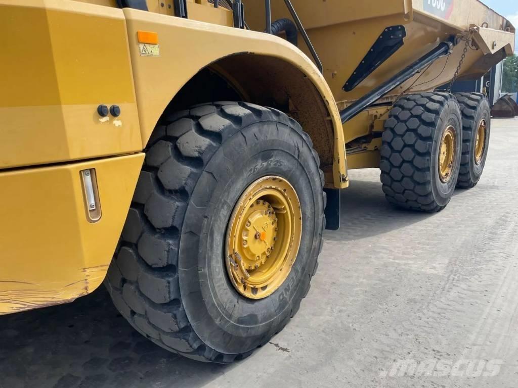 CAT 735C Karjeriniai savivarčiai