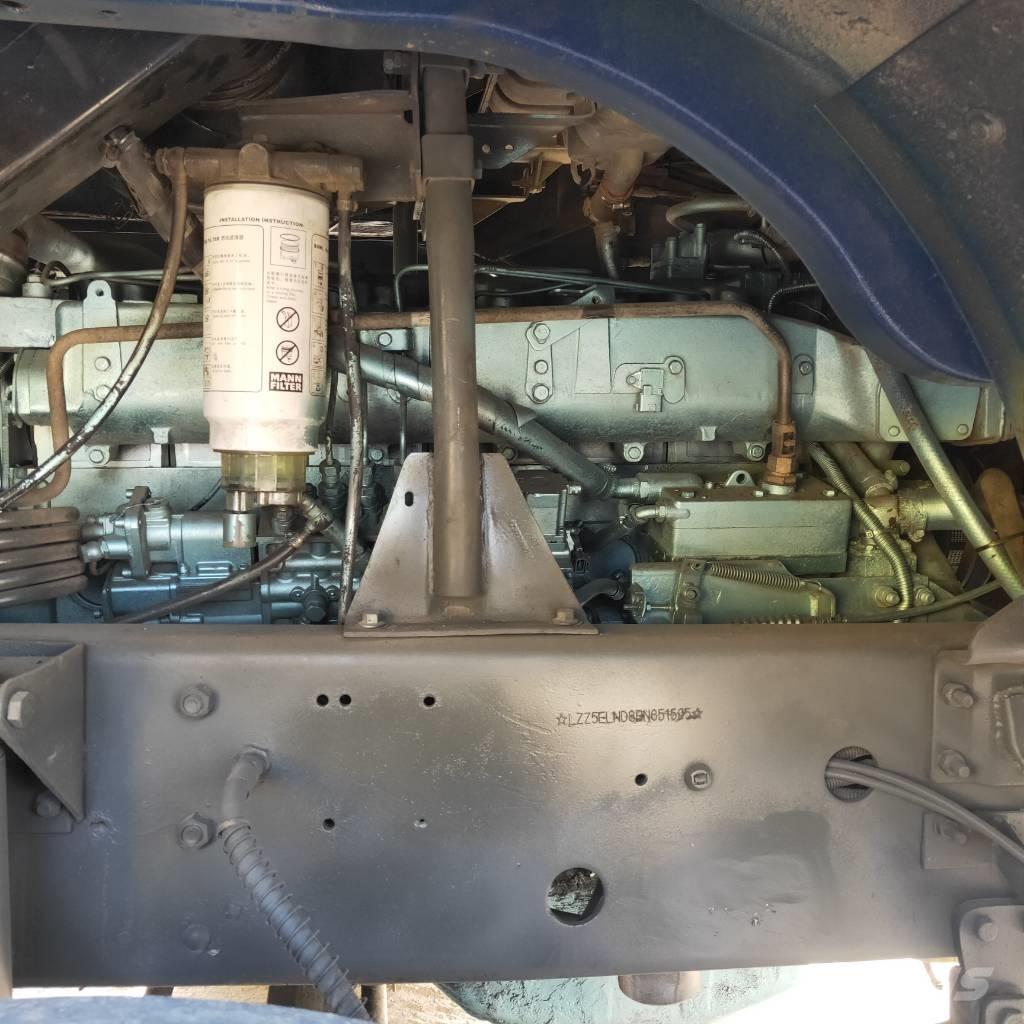 Howo 371 6x4 Savivarčių priekabų vilkikai