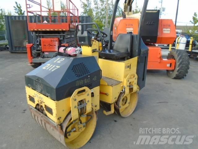 Bomag BW 900-2 Porinių būgnų volai