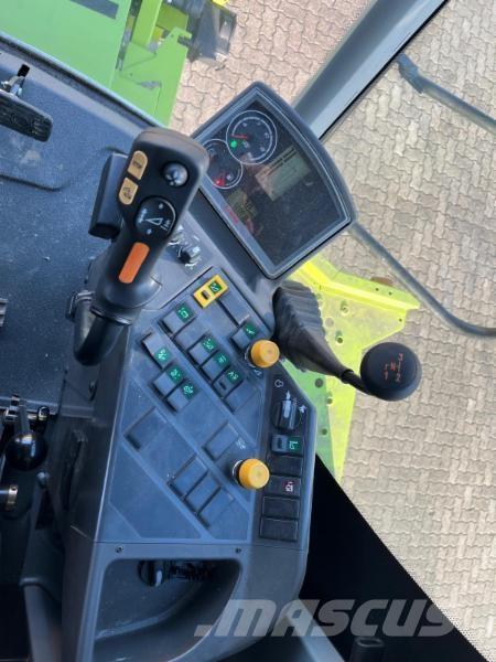 CLAAS AVERO 240 Derliaus nuėmimo kombainai