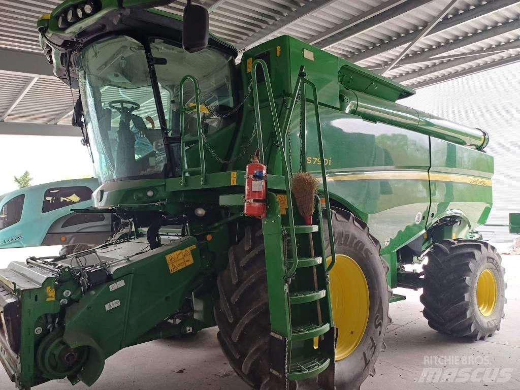 John Deere S790i Derliaus nuėmimo kombainai