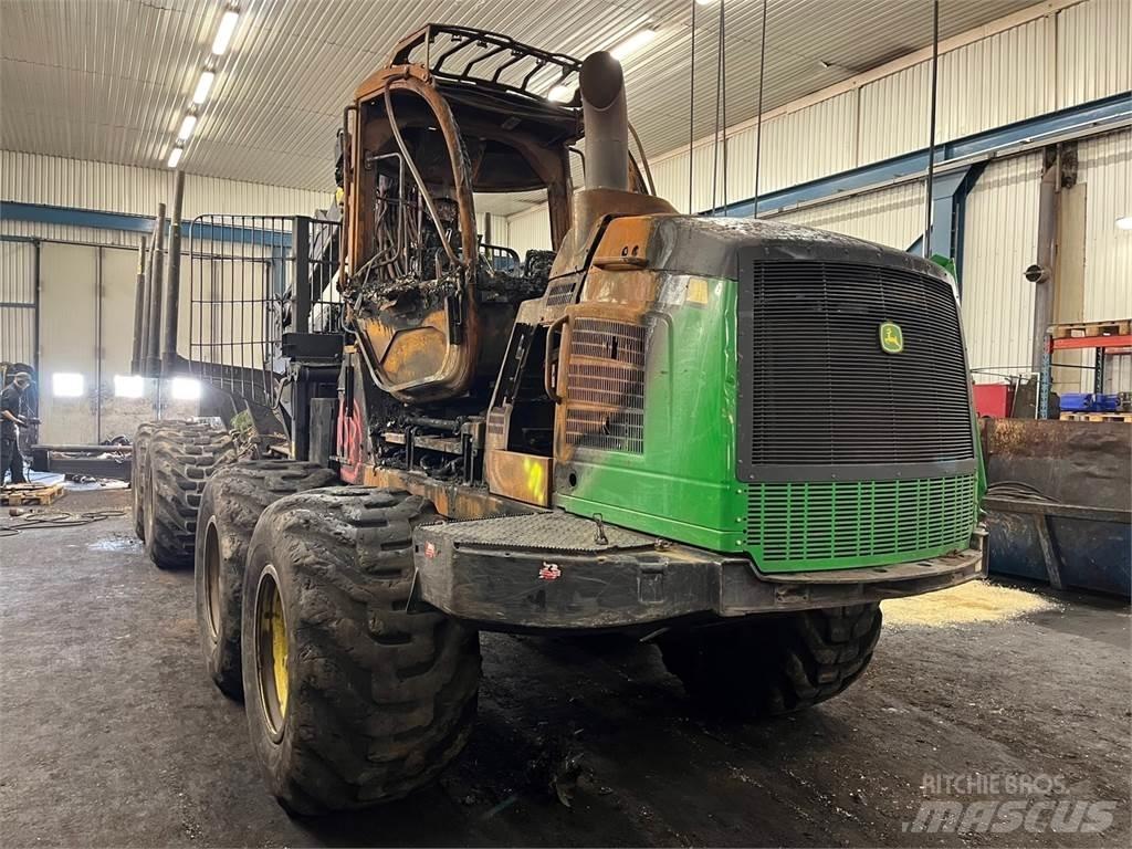 John Deere 1210E Naudoti miškovežiai (Forvarderiai)