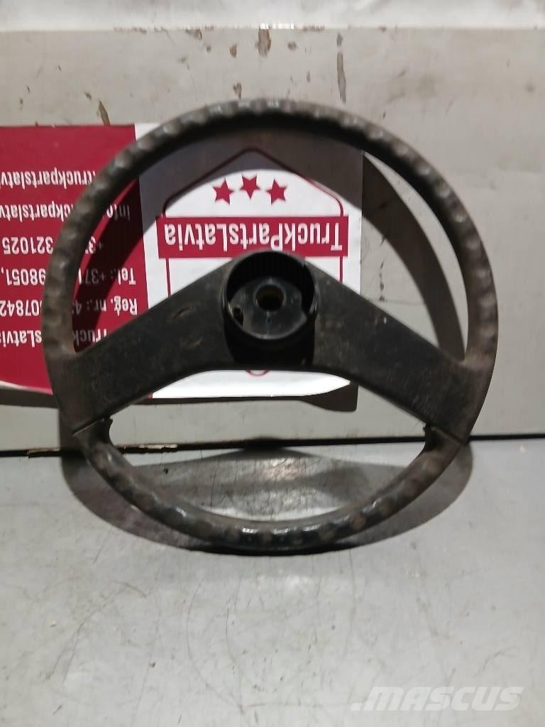 MAN TGS   81464306008 Kabinos ir salonai