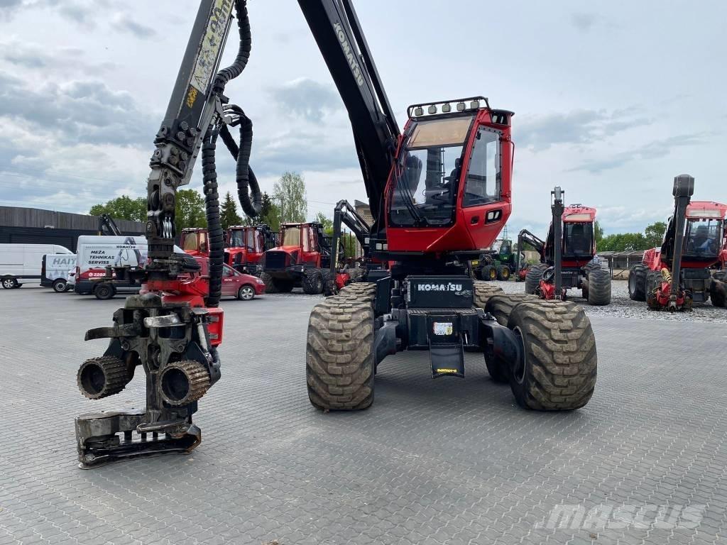 Komatsu 901 XC Miško technika (Harvesteriai)