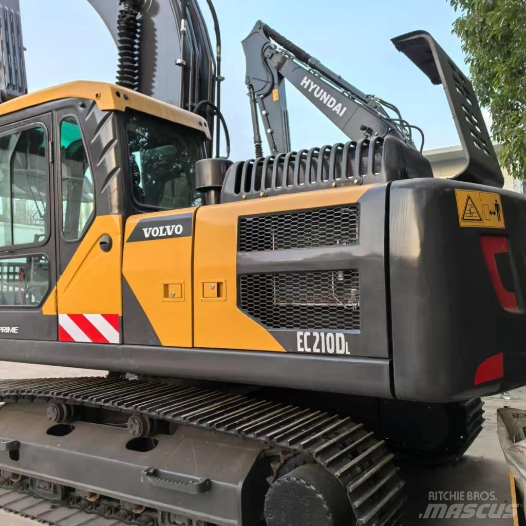 Volvo EC 210 D Vidutinės galios ekskavatoriai 7-12 t