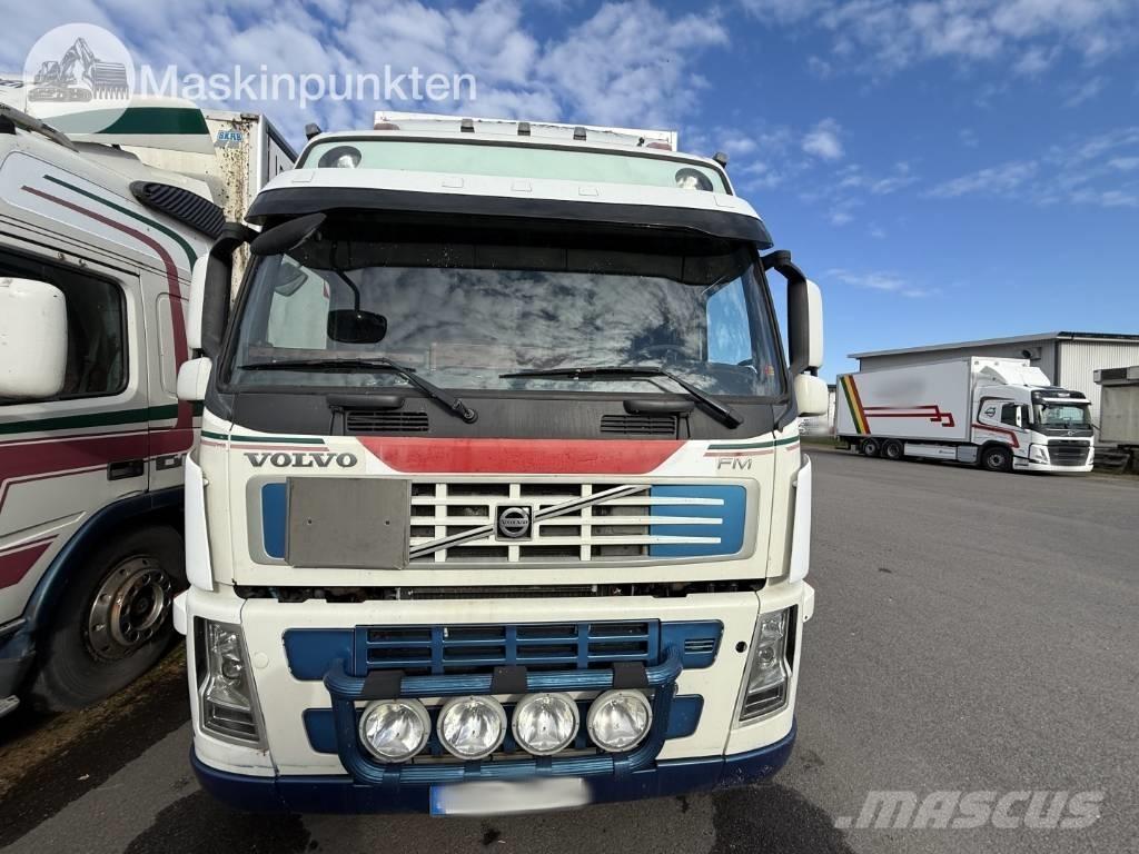Volvo FM 440 Sunkvežimiai su dengtu kėbulu