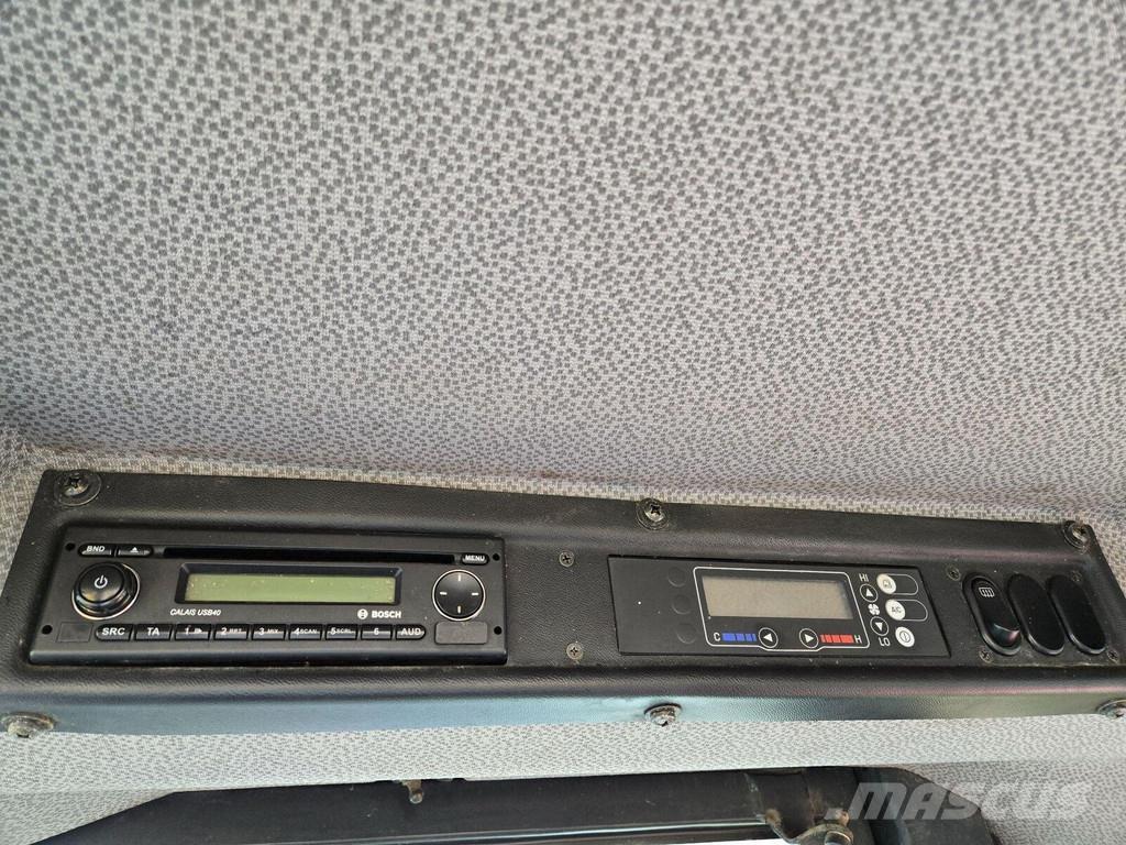 Komatsu WA200PZ-6 Naudoti ratiniai krautuvai