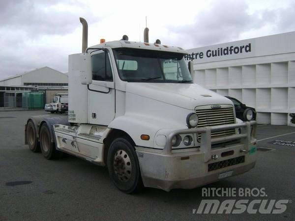Freightliner FLC112 Naudoti vilkikai