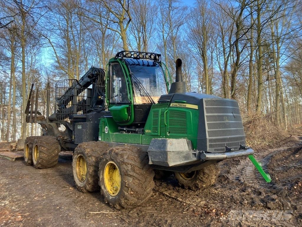 John Deere 1210 G Naudoti miškovežiai (Forvarderiai)