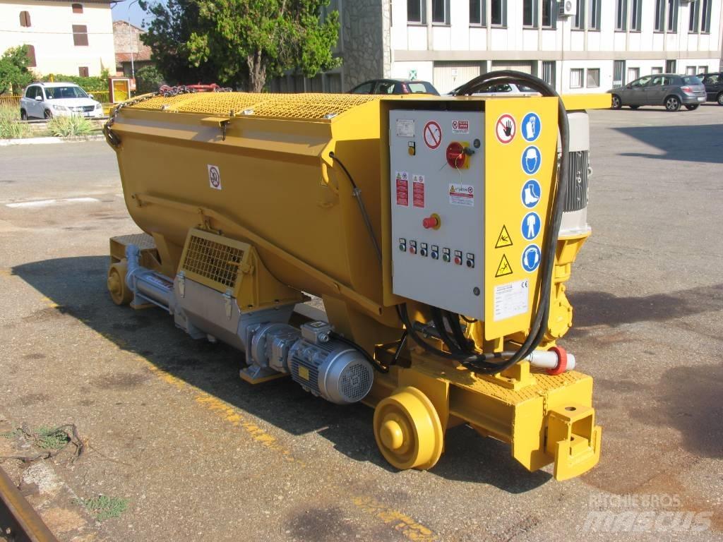  Pacchiosi Drill VM15 Betono paskirstymo strėlės