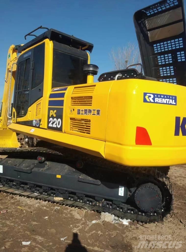 Komatsu PC 220-8 Vikšriniai ekskavatoriai