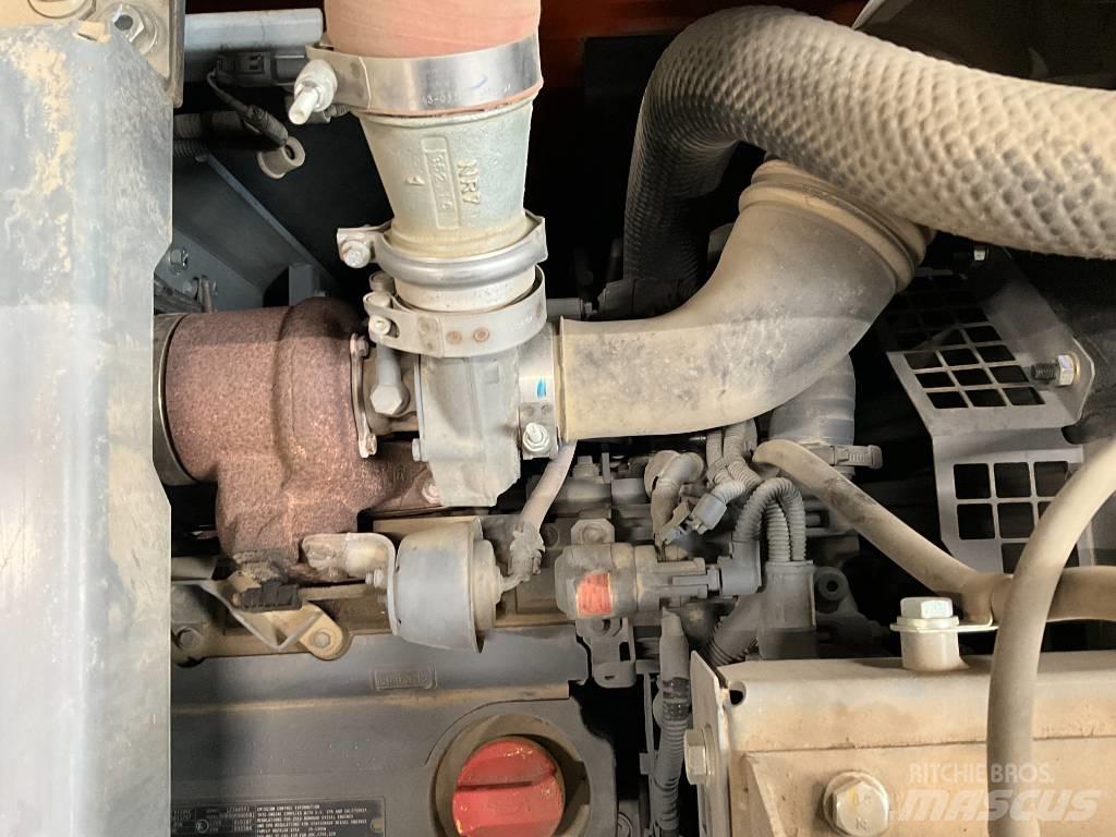 Hitachi ZX 140 W-6 Ratiniai ekskavatoriai