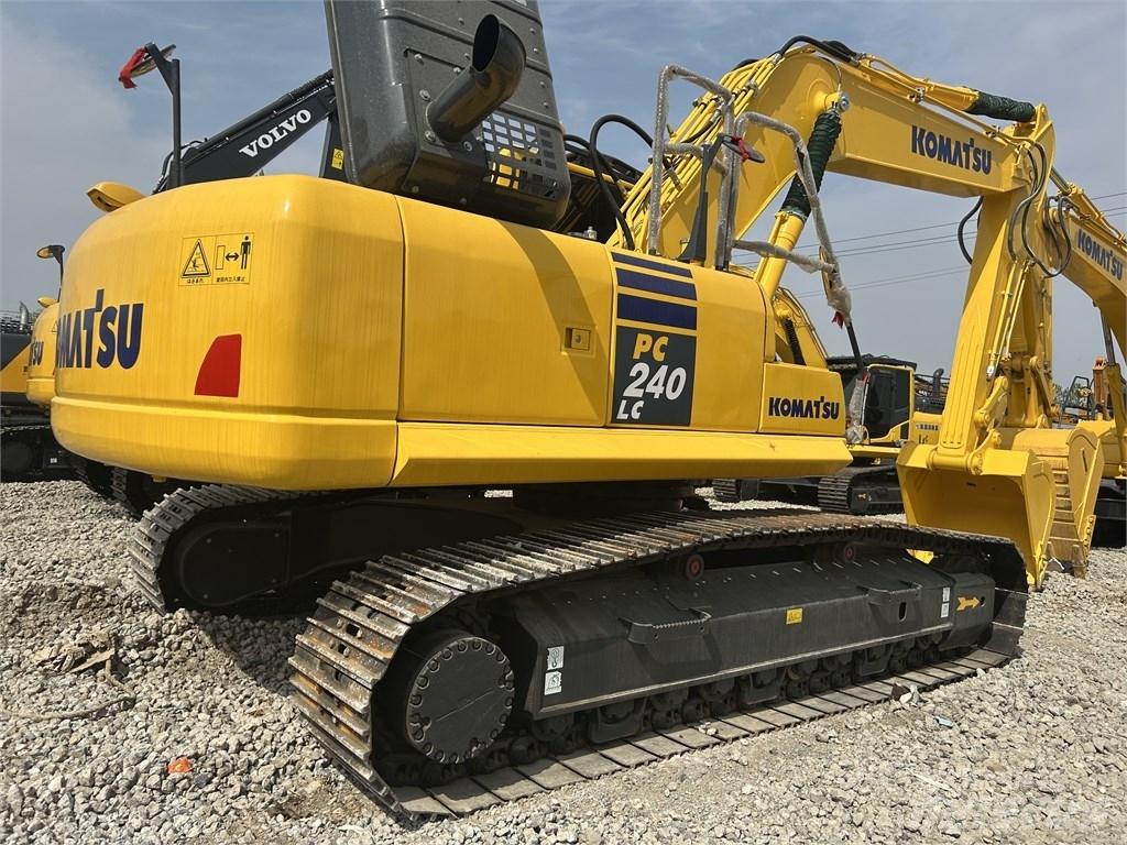 Komatsu PC 240 LC Vikšriniai ekskavatoriai