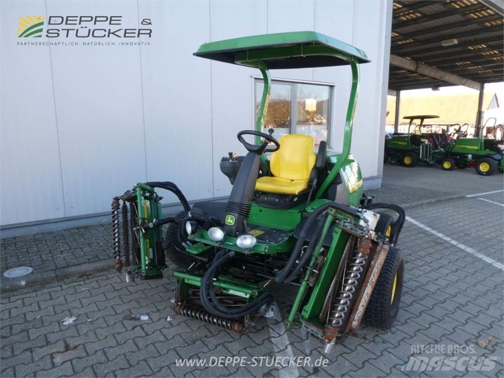 John Deere 8700 Šienapjovės