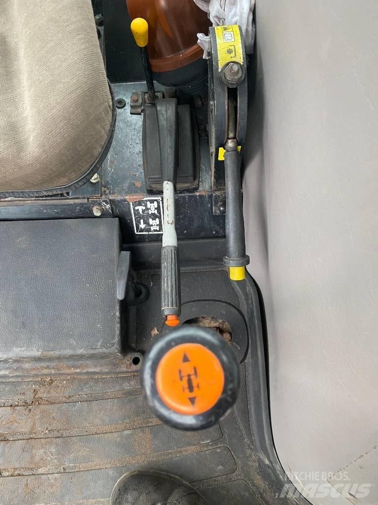 CASE JX 95 Traktoriai