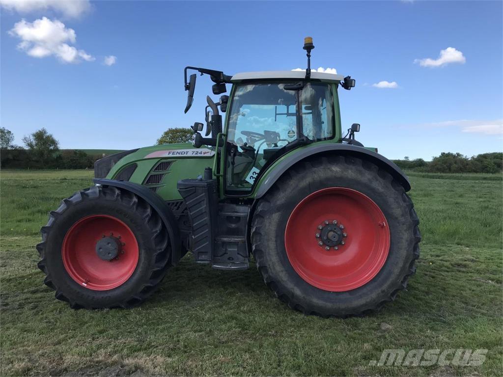Fendt 724 Vario Traktoriai