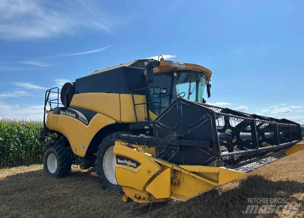 New Holland CR 960 Derliaus nuėmimo kombainai