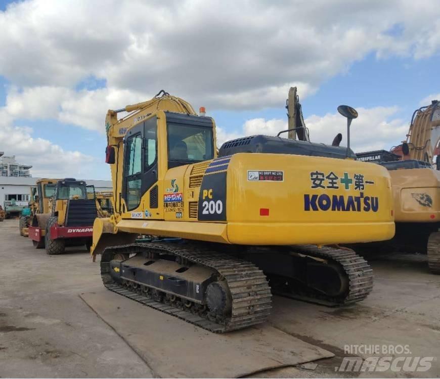 Komatsu pc200-8 Vikšriniai ekskavatoriai