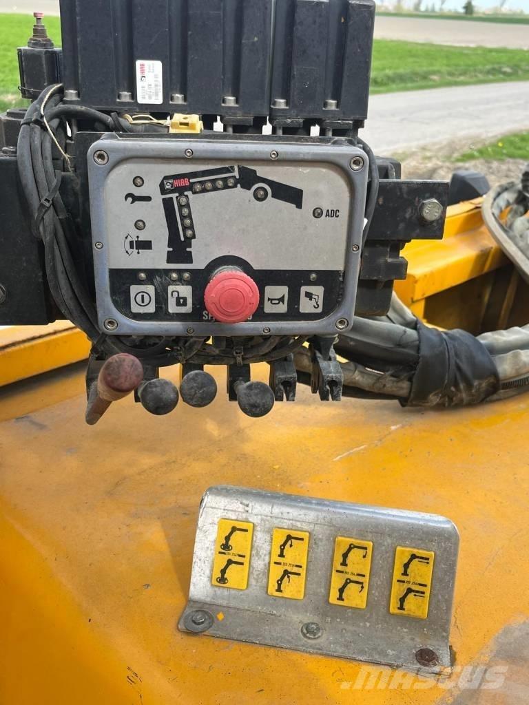 Morooka MST 1500 Vikšrinė savivartė technika