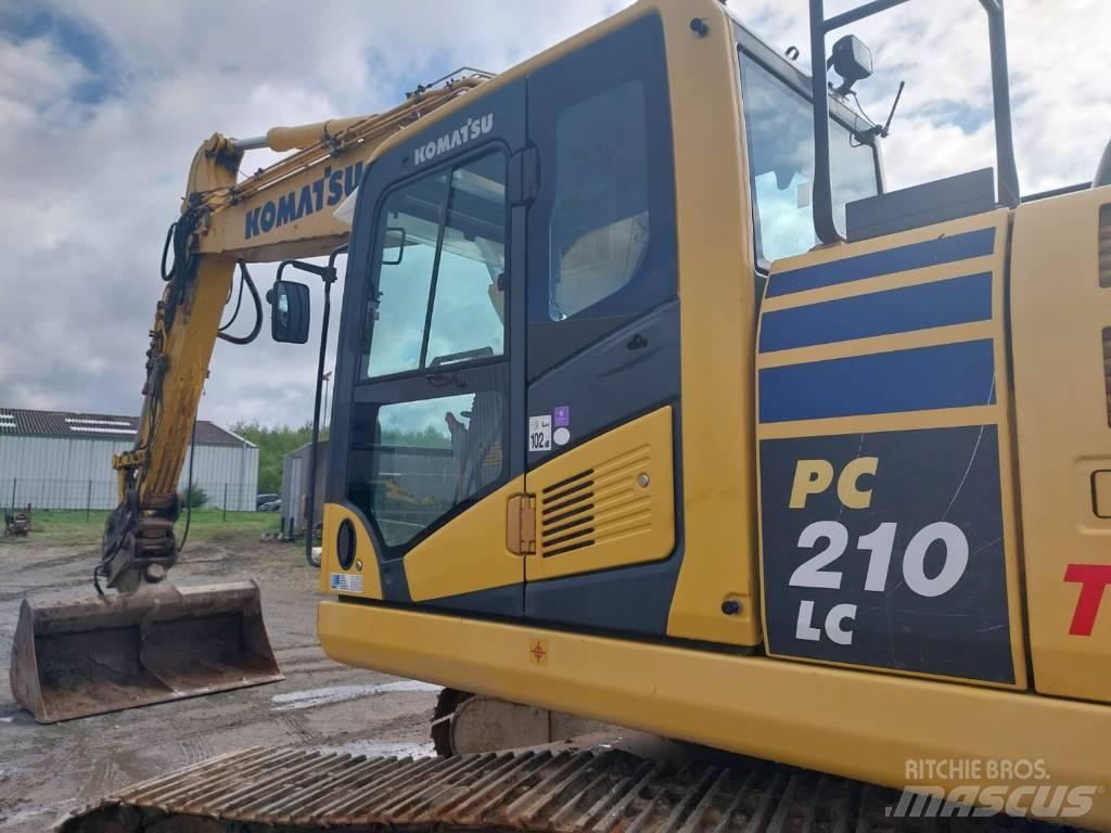 Komatsu PC210LC-10 Vikšriniai ekskavatoriai
