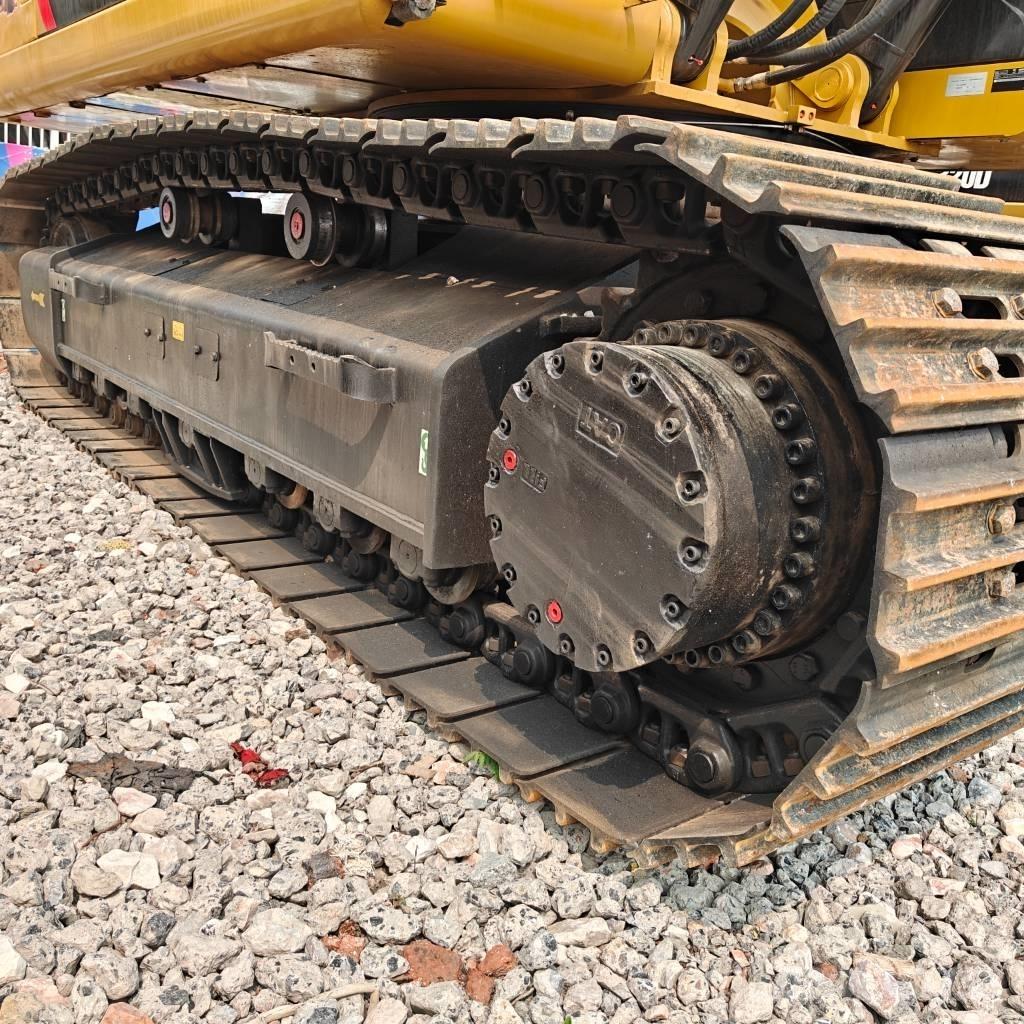 CAT 336D2 Vikšriniai ekskavatoriai