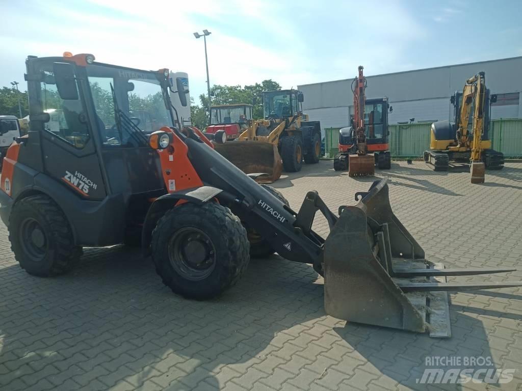 Hitachi ZW 75 Naudoti ratiniai krautuvai