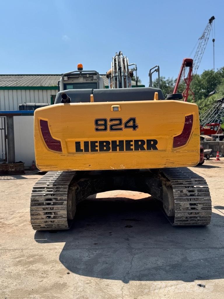 Liebherr 924 Vikšriniai ekskavatoriai