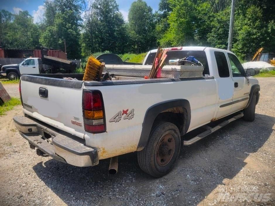 GMC 2500 HD Pikapai / Bortiniai sunkvežimiai