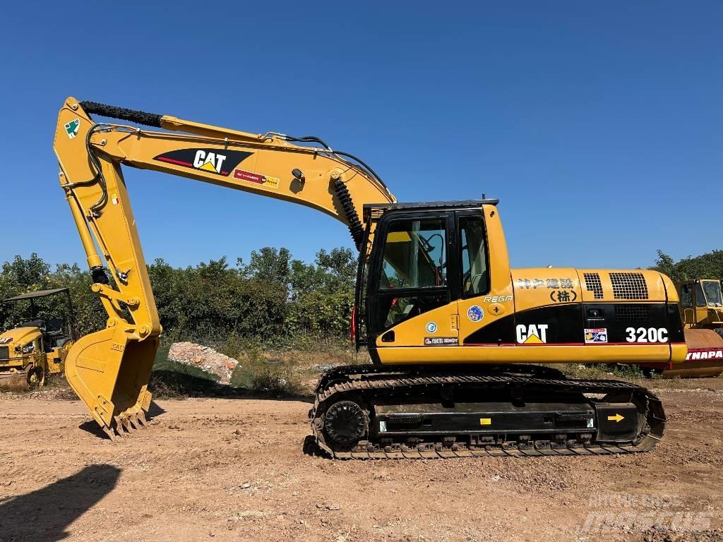 CAT 320 C Vikšriniai ekskavatoriai