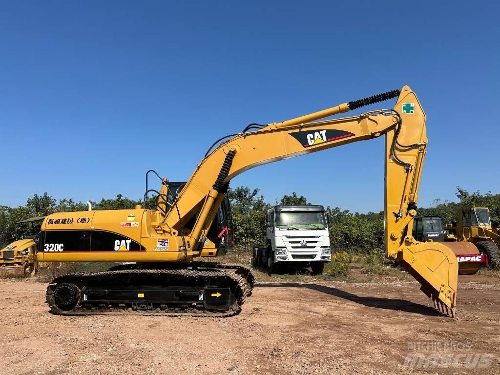 CAT 320 C Vikšriniai ekskavatoriai